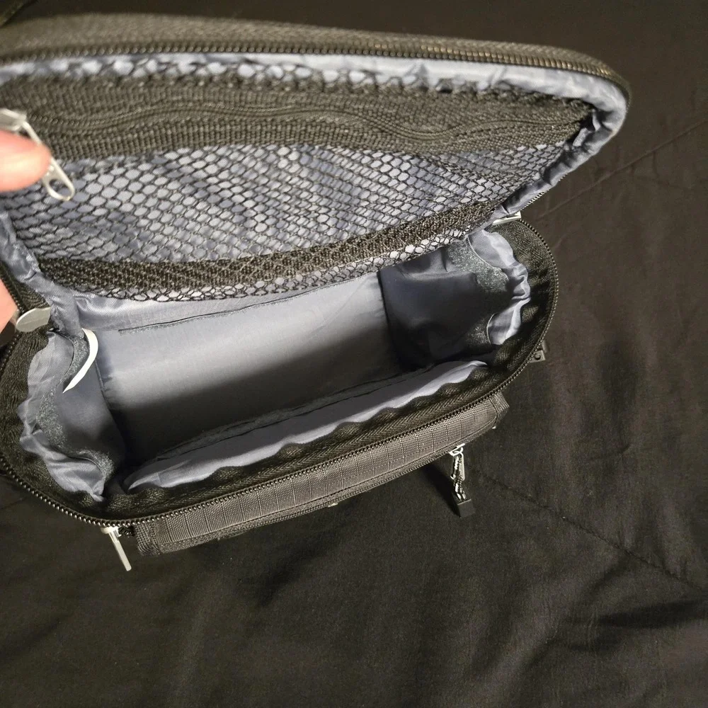 Samsonite Black Nylon Camera Shoulder Bag Case Padded Strap‎ Pockets Accessory